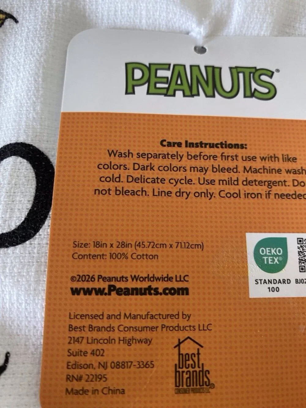 2 Pack Peanuts Snoopy Halloween Kitchen Towels 18” X 28” Ghost Doghouse NEW